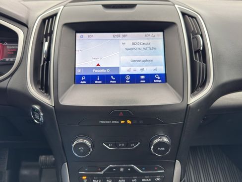Used 2020 Ford Edge SEL w/ Convenience Package image 16