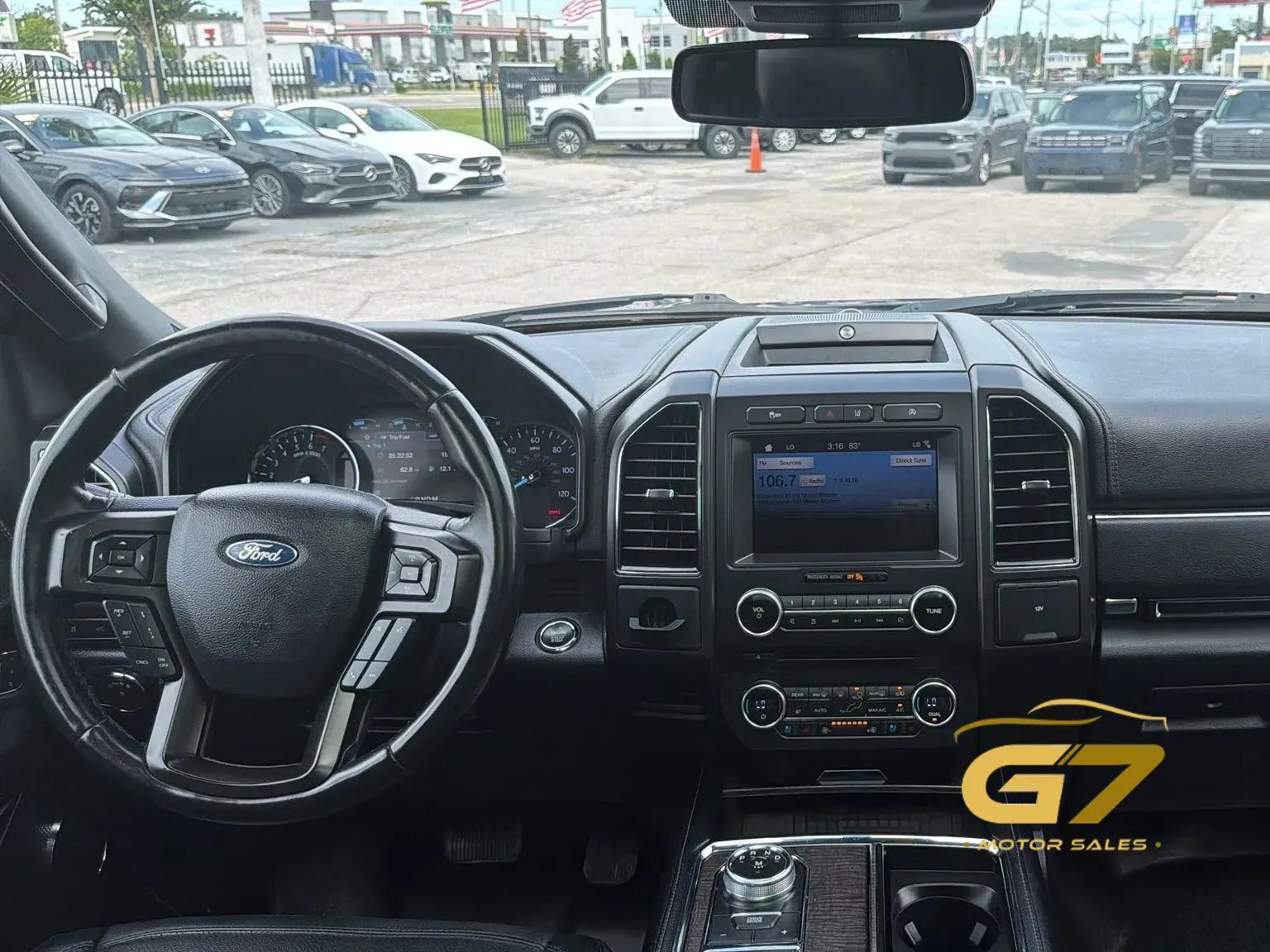 Used 2018 Ford Expedition Limited w/ Equipment Group 301A RWD image 10