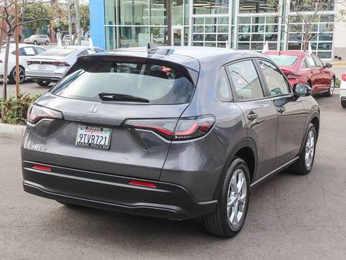 Used 2025 Honda HR-V LX image 4