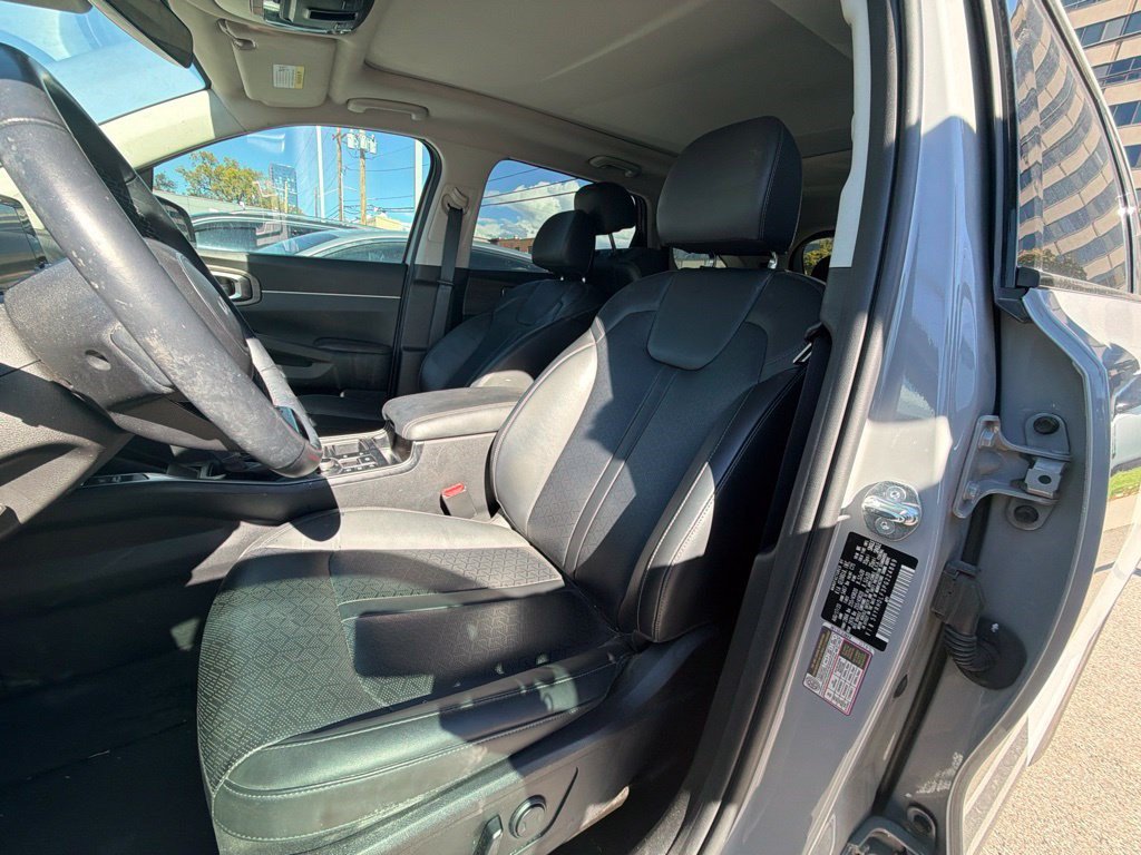Used 2023 Kia Sorento X-Line EX AWD/4WD image 4