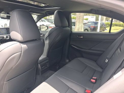 Used 2022 Lexus IS 350 F Sport w/ Navigation Package RWD image 8