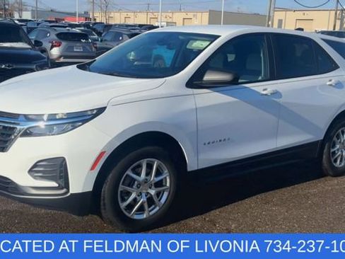 Certified 2023 Chevrolet Equinox LS w/ LS Convenience Package image 4