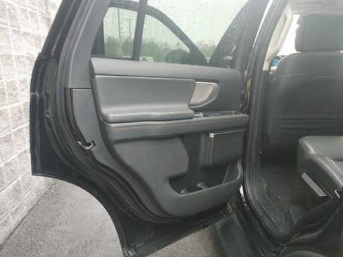 Used 2025 Ford Expedition Active image 12