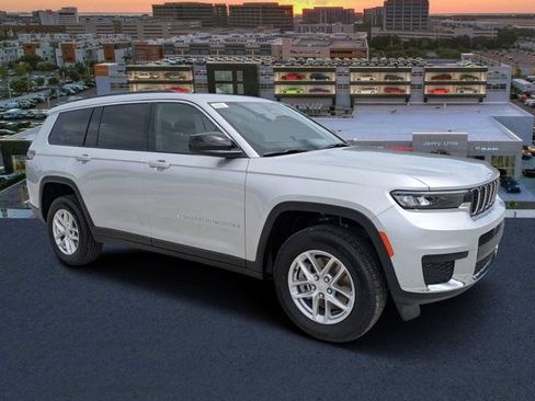 New 2026 Jeep Grand Cherokee L Laredo RWD image 1