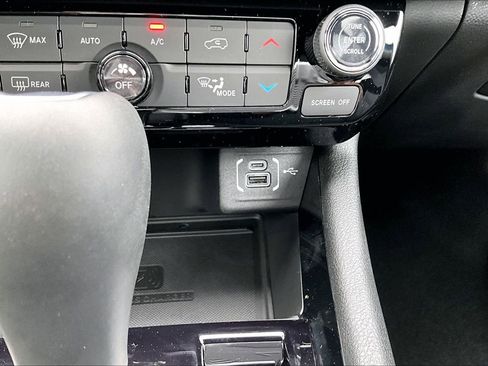 New 2026 Jeep Compass Latitude AWD/4WD image 21
