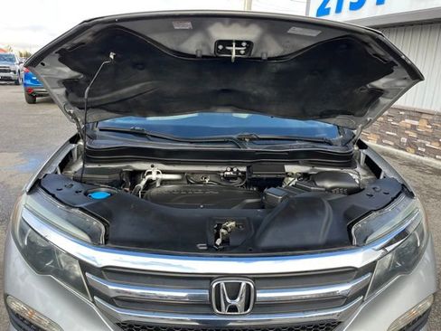 Used 2017 Honda Pilot LX image 24