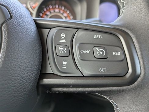 New 2025 Jeep Gladiator Sport image 23