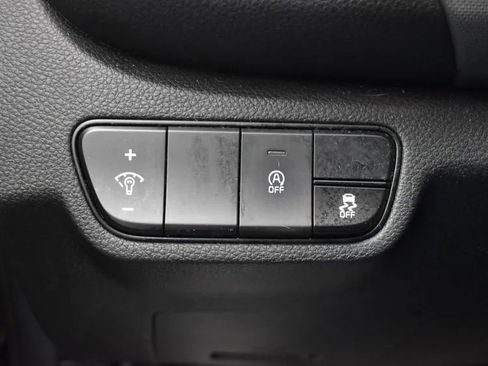 Used 2024 Kia Seltos LX image 22