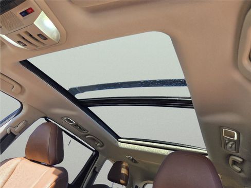 Used 2021 Subaru Ascent Touring image 28