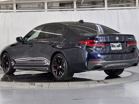 Used 2023 BMW 540i w/ M Sport Package RWD image 3