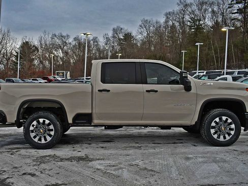 New 2026 Chevrolet Silverado 2500 Custom w/ Custom Value Package image 6