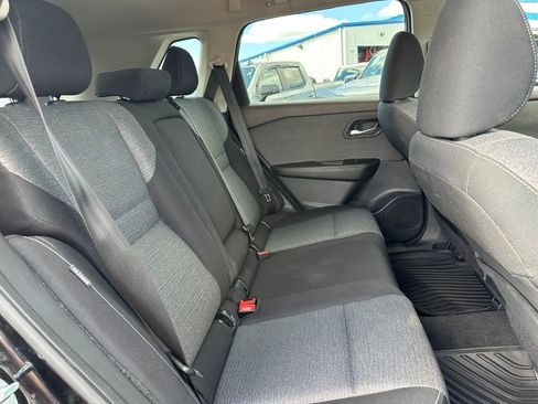 Used 2022 Nissan Rogue SV AWD/4WD image 14