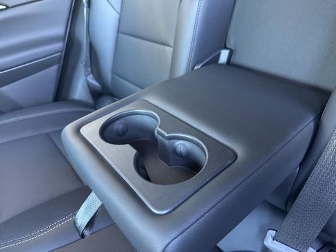 New 2026 Chevrolet Equinox EV LT w/ Convenience Package II FWD image 38