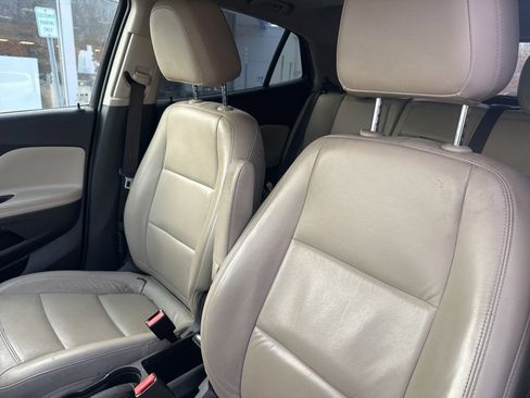 Used 2019 Buick Encore Essence w/ Experience Buick Package image 11