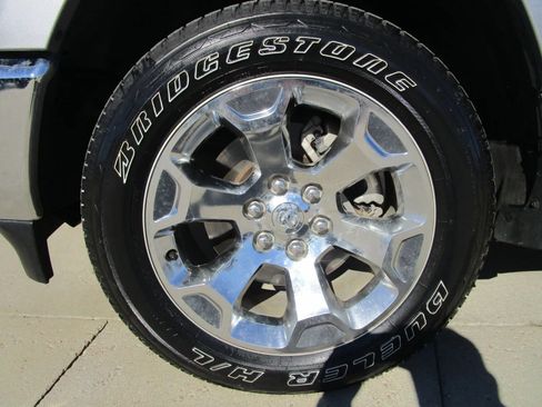 Used 2022 RAM 1500 Big Horn AWD/4WD image 38