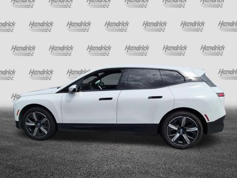 Used 2022 BMW iX xDrive50 AWD/4WD image 7