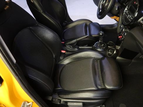 Used 2015 MINI Cooper S image 13