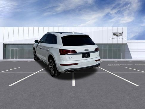 Used 2023 Audi Q5 2.0T Premium w/ Convenience Package AWD/4WD image 11