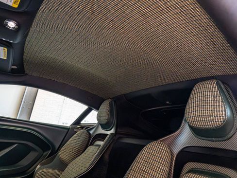 Used 2024 Aston Martin Valour RWD image 43