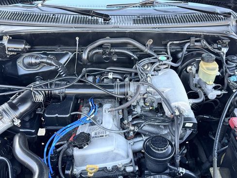 Used 2000 Toyota Tacoma 2WD Xtracab image 76