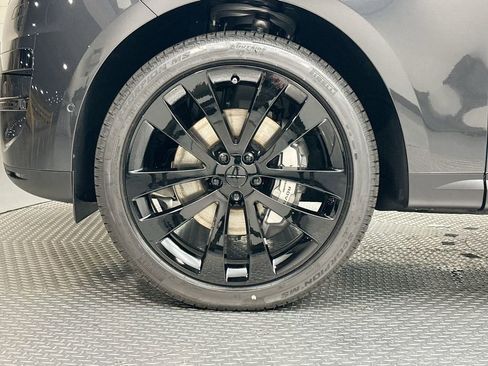 New 2026 Land Rover Range Rover Sport SE image 13