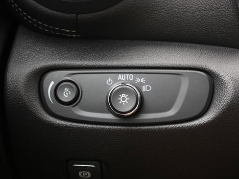 Used 2023 Chevrolet Blazer LT w/ Midnight/Sport Edition image 25