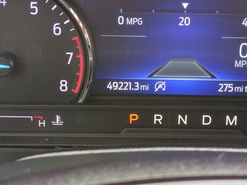 Used 2020 Ford Explorer XLT w/ Equipment Group 202A image 25