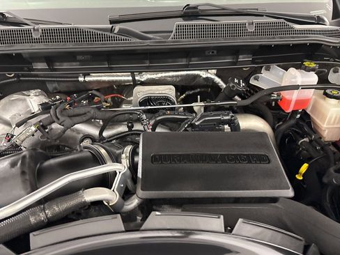 Used 2024 Chevrolet Silverado 3500 LT image 29