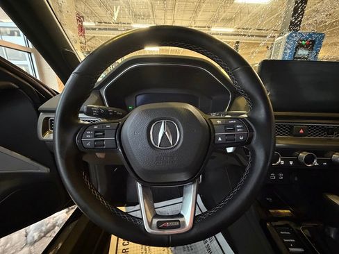 Used 2023 Acura Integra A-Spec image 11