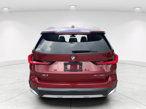 New 2026 BMW X1 xDrive28i w/ Technology Package AWD/4WD image 5