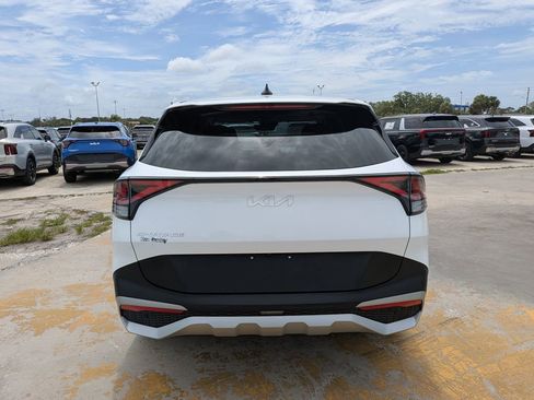 Certified 2023 Kia Sportage EX FWD image 7
