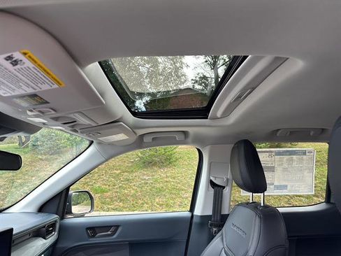 New 2025 Ford Maverick Lariat w/ Black Appearance Package image 14