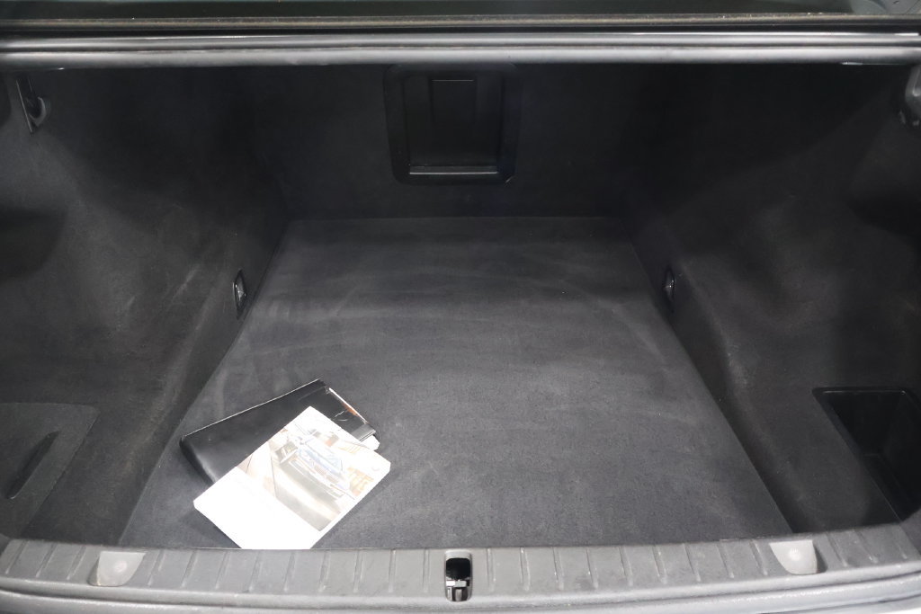 Used 2018 BMW 740i RWD image 28