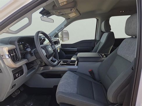 New 2026 Ford F250 XLT w/ FX4 Off-Road Package image 11