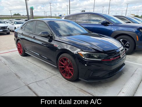 Used 2019 Volkswagen Jetta GLI FWD image 3
