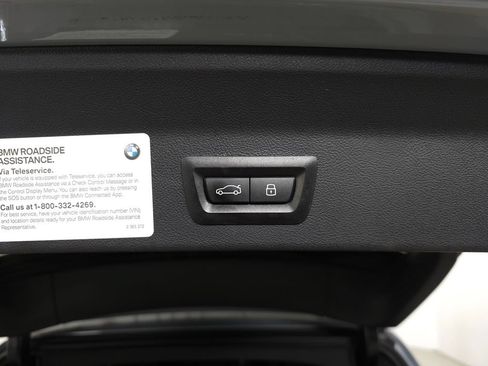Used 2024 BMW X3 xDrive30i w/ Premium Package w/ZPA AWD/4WD image 9
