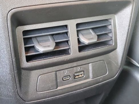 Used 2023 Chevrolet Colorado ZR2 w/ ZR2 Convenience Package III AWD/4WD image 10