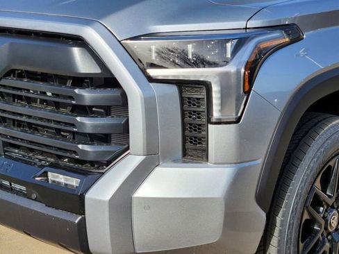 New 2025 Toyota Tundra Limited image 6