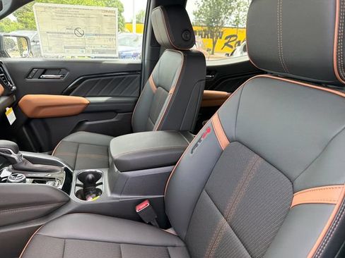 New 2026 GMC Canyon AT4 AWD/4WD image 19