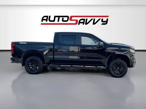 Used 2024 Chevrolet Silverado 1500 LT Trail Boss w/ Convenience Package II AWD/4WD image 8