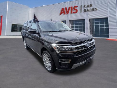 Used 2024 Ford Expedition Max Limited image 3