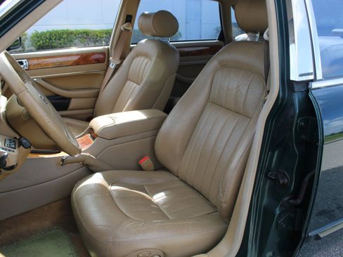 Used 1997 Jaguar XJ6 image 20