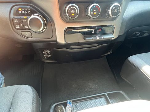 Used 2019 RAM 1500 Big Horn AWD/4WD image 23