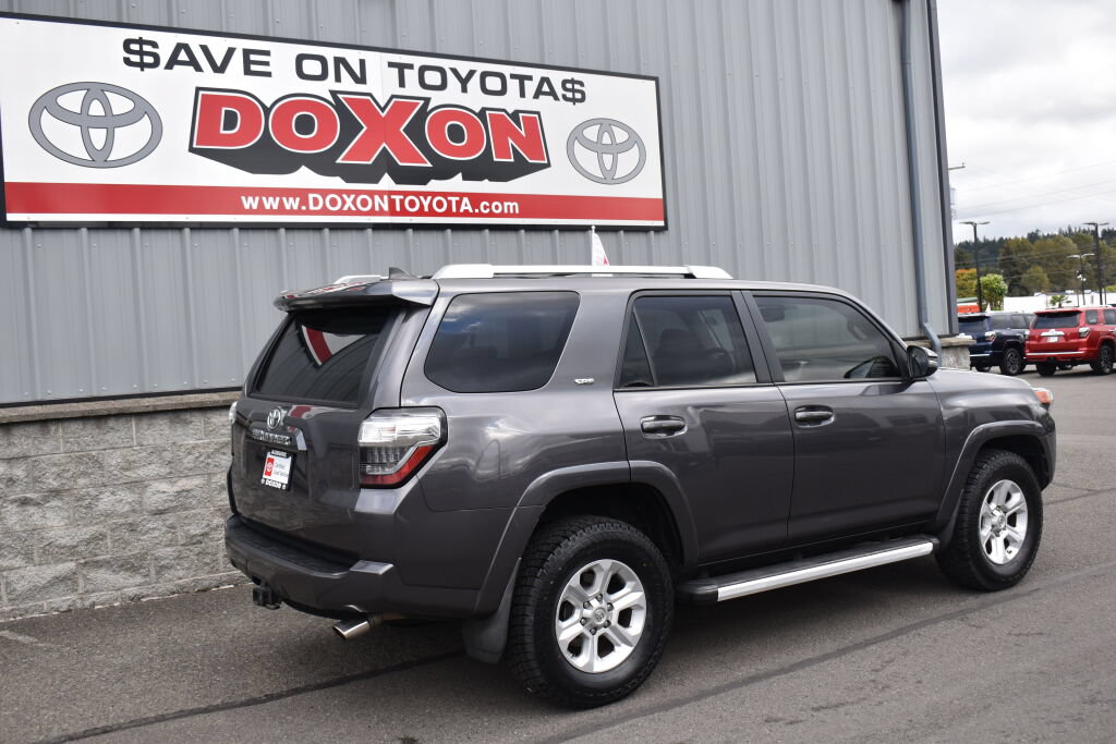 Certified 2016 Toyota 4Runner SR5 Premium AWD/4WD image 5