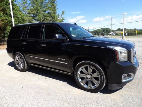 Used 2016 GMC Yukon Denali w/ Open Road Package AWD/4WD image 6