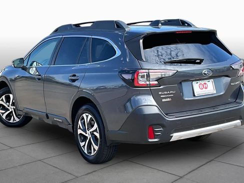 Used 2020 Subaru Outback Limited w/ Popular Package #2 AWD/4WD image 12