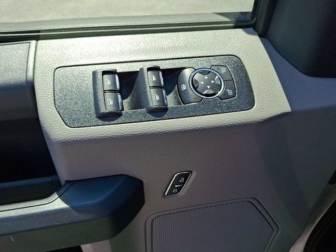 Used 2020 Ford F150 XL w/ Equipment Group 101A Mid AWD/4WD image 19