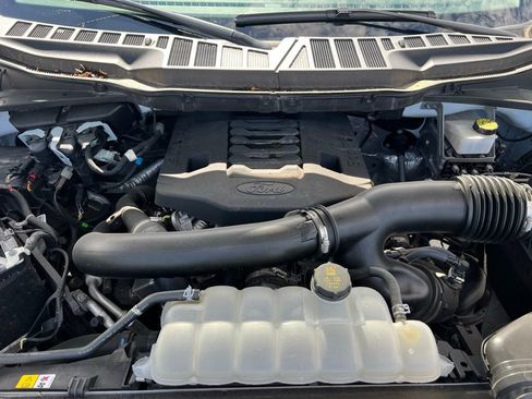 Used 2023 Ford F150 XLT image 46