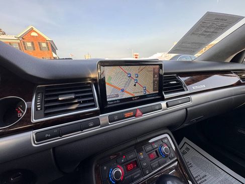 Used 2008 Audi S8 image 23