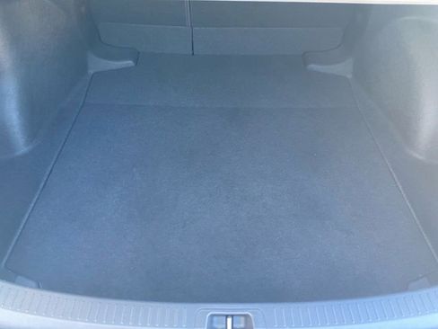 Used 2024 Toyota Corolla LE image 27